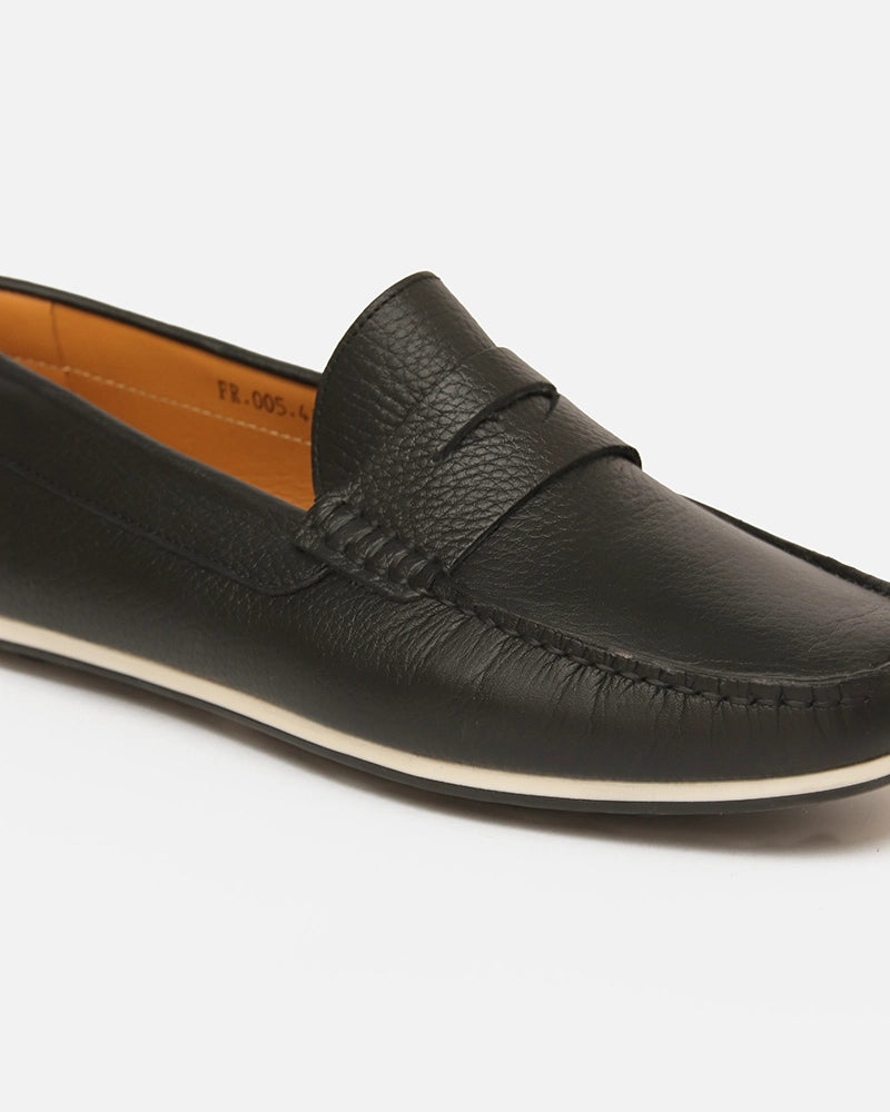 Mocassin city Carel Noir Grainé